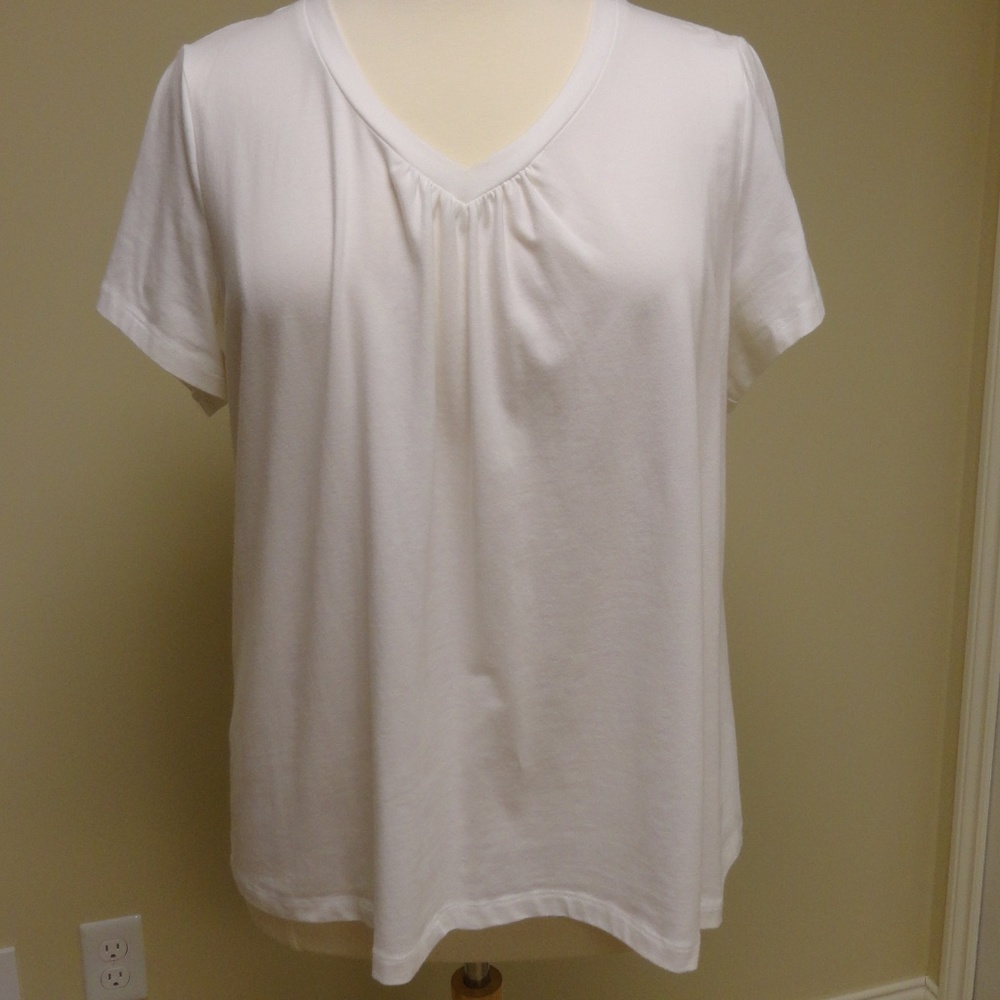 White Sonoma top, short sleeves & ribbed collar